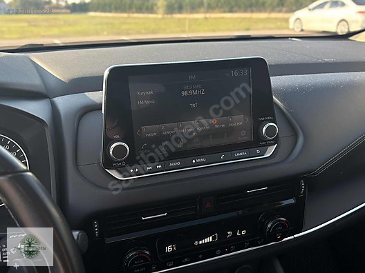 Vasıta / Arazi, SUV & Pickup / Nissan / Qashqai / 1.3 DIG-T / Sky Pack