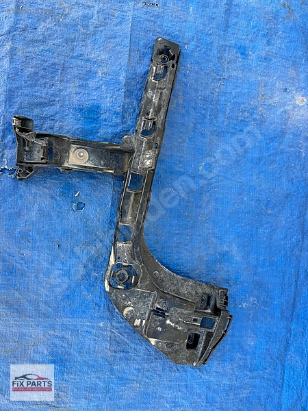 BMW X1 Tampon Braketi (Arka)