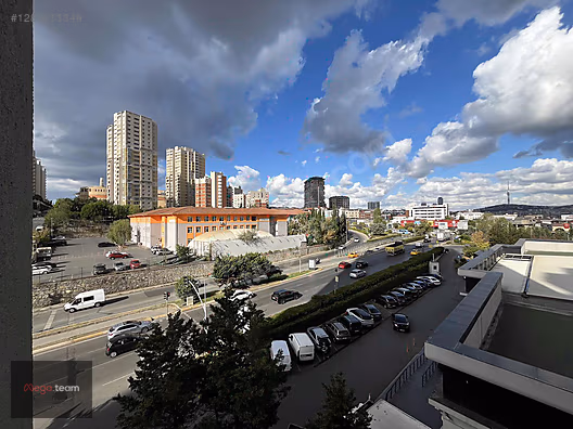 ATAŞEHİR TRİO KONUTLARINDA BALKONLU KİRALIK 4+1 #1283011349