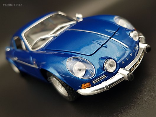 Maisto Diecast Model 1:18 Renault Araba - 1308011466