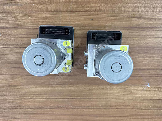 1679003826 MERCEDES Gle 2021-2024 Mercedes-Benz GLE53 AMG 1679003826 ABS BEYİNLERİ OEM 1679003826 Oto Mavili