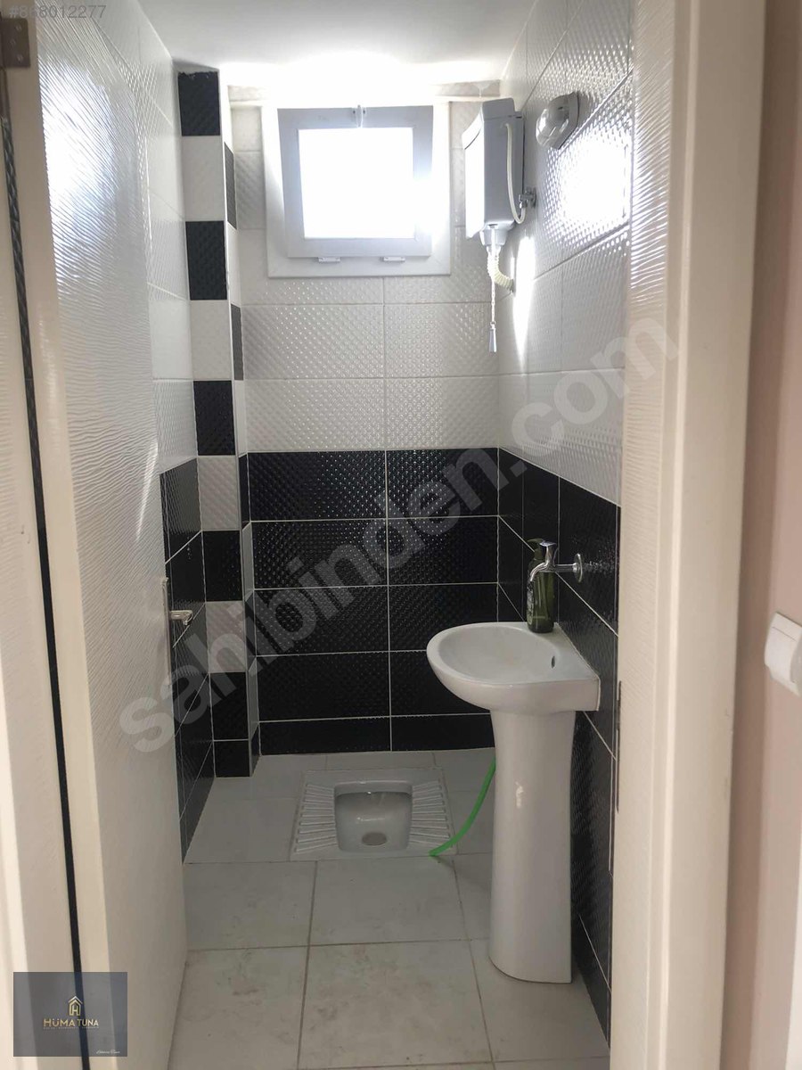 Emlak Ofisinden Satılık 3+1, 345 m² Müstakil Ev 2.250.000 TL�ye
