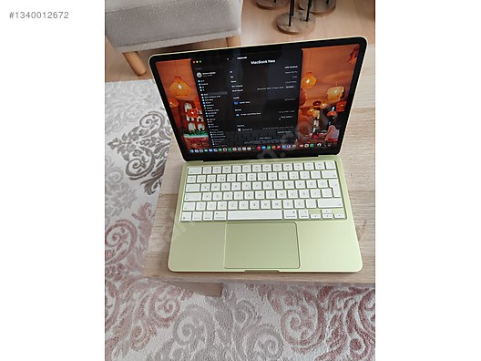Apple Macbook / MacBook Neo 13