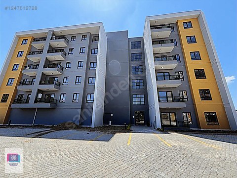 KAYAPA'DA BAKGÖRLER RELİFE SİTESİNDE SATILIK 2+1 DAİRE