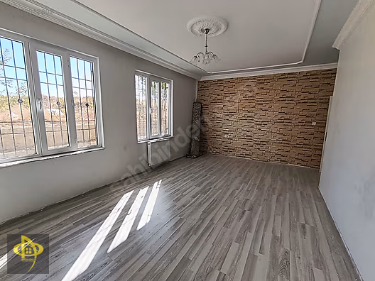 DOĞAN EMLÂK'TAN 15 TEMMUZ ŞEHİTLER MAH MERKEZÎNDE KİRALIK 3+1 D #1278012802