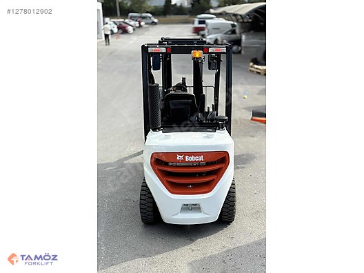 Machinery / Industrial / Carrying & Stacking Equipment / Forklifts / For Sale / Bobcat