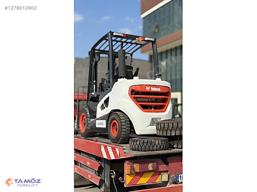 Machinery / Industrial / Carrying & Stacking Equipment / Forklifts / For Sale / Bobcat