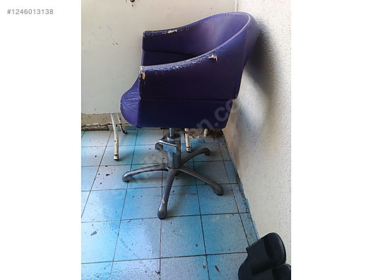 Used & Brand New Items / Home Decor / Furniture / Den & Living Room / Armchair