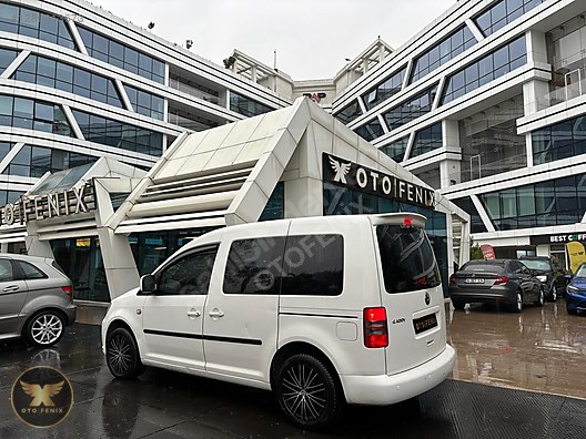 OTOFENİX 2014 VOLKSWAGEN CADDY 1.6 TDI TEAM MANUEL 228.739 KM