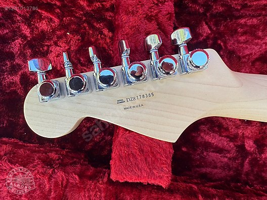 İkinci El ve Sıfır Alışveriş / Müzik / Müzik Aletleri / Telli Çalgılar / Gitar / Elektro