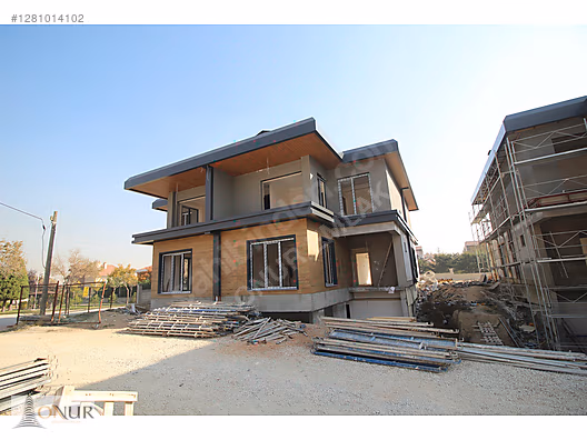 ONUR EMLAK SELÇUKLU SİLLE AK MAH. 5+1 SATILIK VİLLA #1281014102