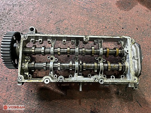 Cars & SUVs / Engine / 04L103044K 1.6 TDİ CLH EKSANTRİK MİLİ SIFIR