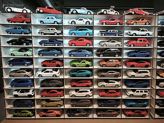 Kinsmart Diecast Model 1:36 Audi Araba - 1273014448
