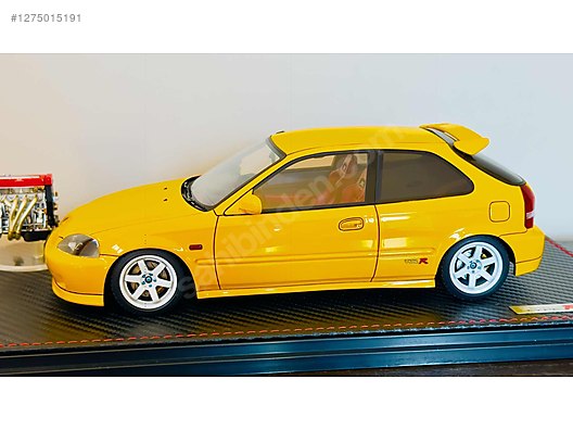 1/18 Honda Civic Type-R (EK9) with engine / Ignition model on