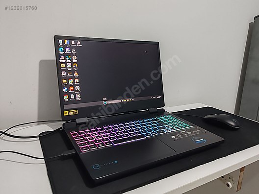 Intel Core i7 Acer Oyuncu Laptop