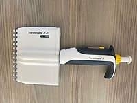 BRAND 705928 Transferpette S-12 10-100 µL 12 Kanallı Ayarlanabi