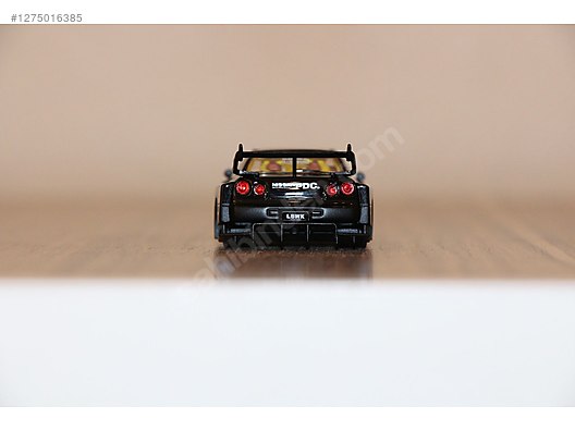 Mini GT Diecast Model 1:64 Nissan Araba - 1275016385