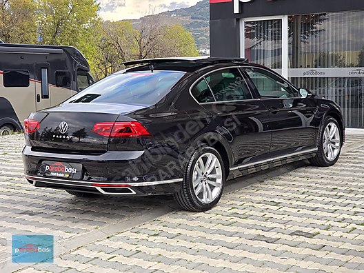 Volkswagen Passat 1.5 TSI  Elegance - 2021