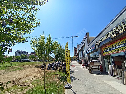 mahmutbey metro girişi caddeye cephe tabela değeri yüksek #1255017027