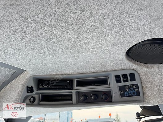 Machinery / Agricultural Machines / Tractors / New Holland / T7.270