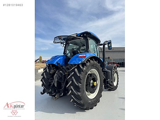 Machinery / Agricultural Machines / Tractors / New Holland / T7.270