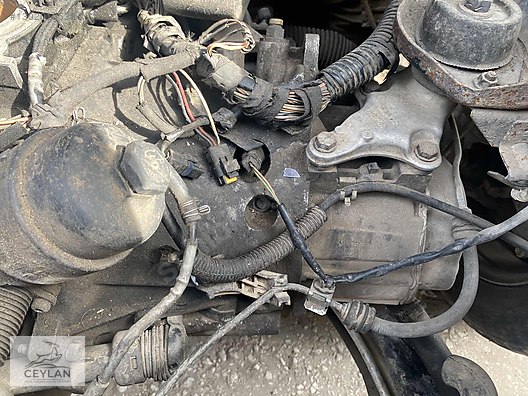 PEUGEOT EXPERT SAĞ ÖN KAPI DOLU görseli 3