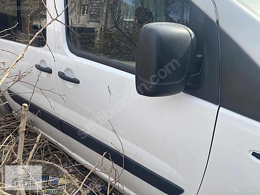 PEUGEOT EXPERT SAĞ ÖN KAPI DOLU