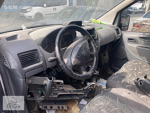PEUGEOT EXPERT SAĞ ÖN KAPI DOLU küçük görsel 7