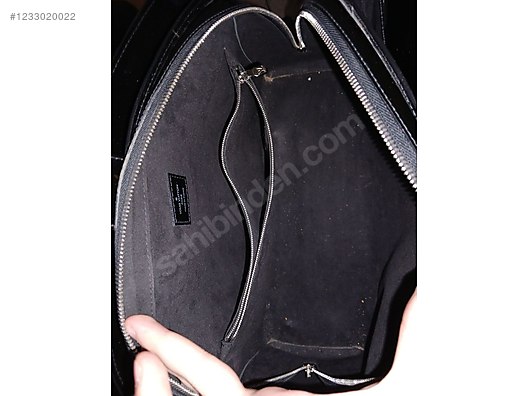 Used & Brand New Items / Clothing & Accessories / Women / Accessories / Bags