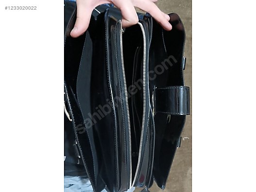 Used & Brand New Items / Clothing & Accessories / Women / Accessories / Bags