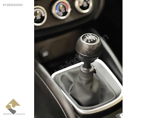 Vasıta / Arazi, SUV & Pickup / Fiat / Egea Cross / 1.4 Fire / Street