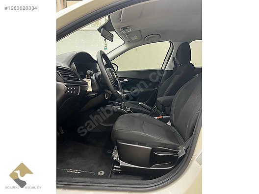 Vasıta / Arazi, SUV & Pickup / Fiat / Egea Cross / 1.4 Fire / Street