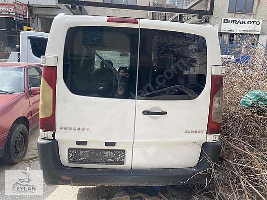 PEUGEOT EXPERT ARKA BAĞAJ KAPAĞI