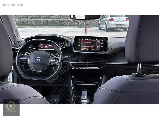 Vasıta / Arazi, SUV & Pickup / Peugeot / 2008 / 1.2 PureTech / Allure