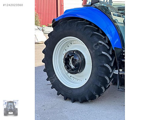 Machinery / Agricultural Machines / Tractors / New Holland / T5.115