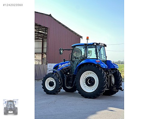 Machinery / Agricultural Machines / Tractors / New Holland / T5.115