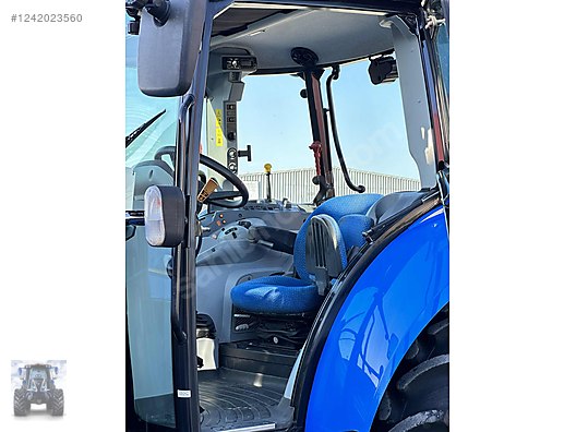 Machinery / Agricultural Machines / Tractors / New Holland / T5.115