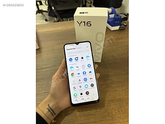 Used & Brand New Items / Cell Phones & Accessories / Cell Phones / Vivo / Y16