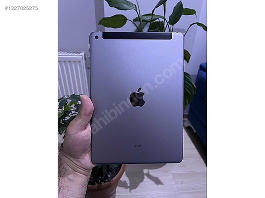 Apple iPad 5 32 GB Tablet - 1327025275