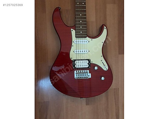 İkinci El ve Sıfır Alışveriş / Müzik / Müzik Aletleri / Telli Çalgılar / Gitar / Elektro