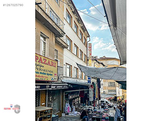 Saman Pazarı Çıkrıkçılar Yokuşunda Çift Cepheli Satılık Bina