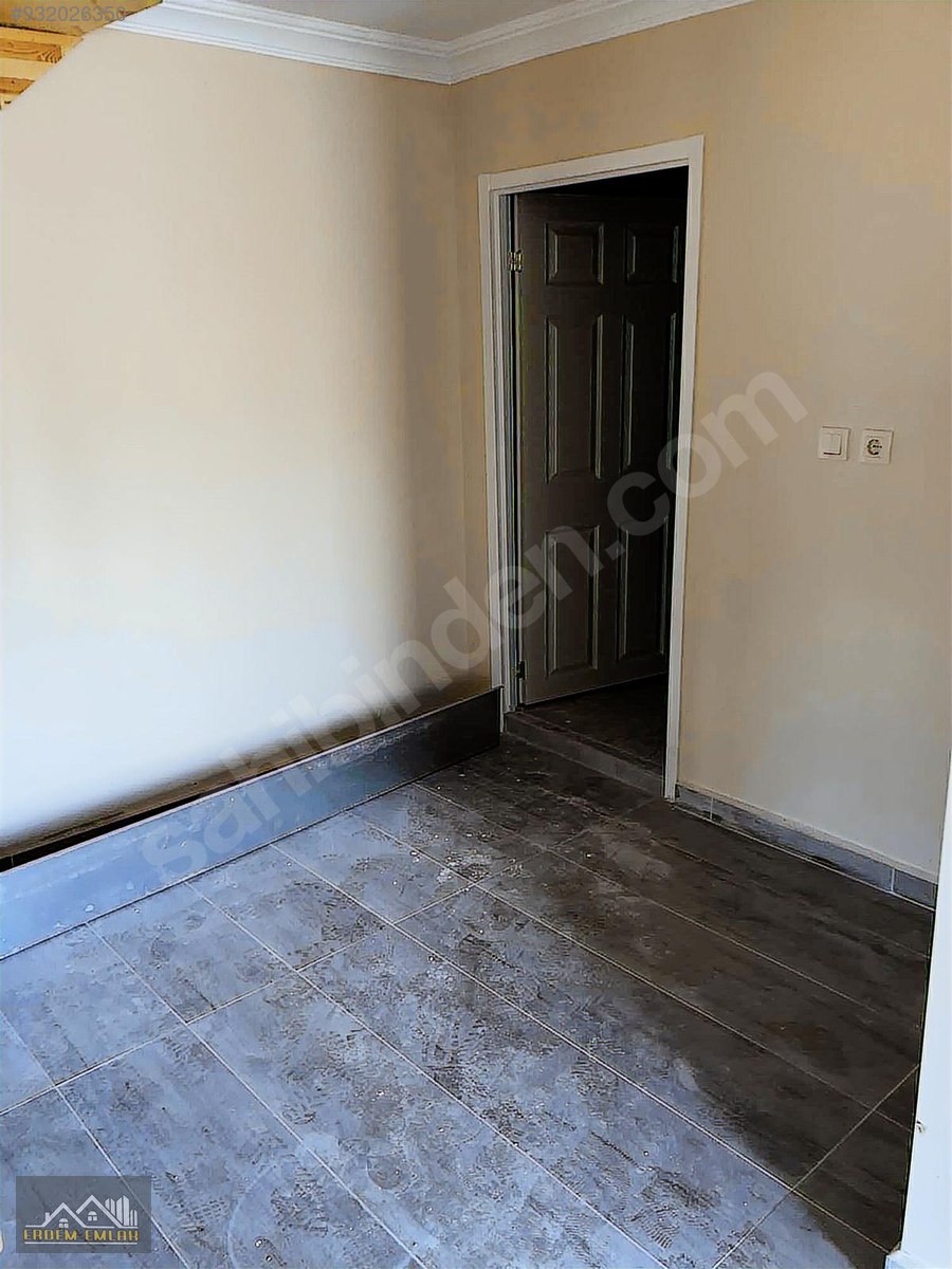 ERDEM EMLAK�TAN SERVİ MAH. SATILIK 3+1 2 KATLI PREFABRİK EV Satılık