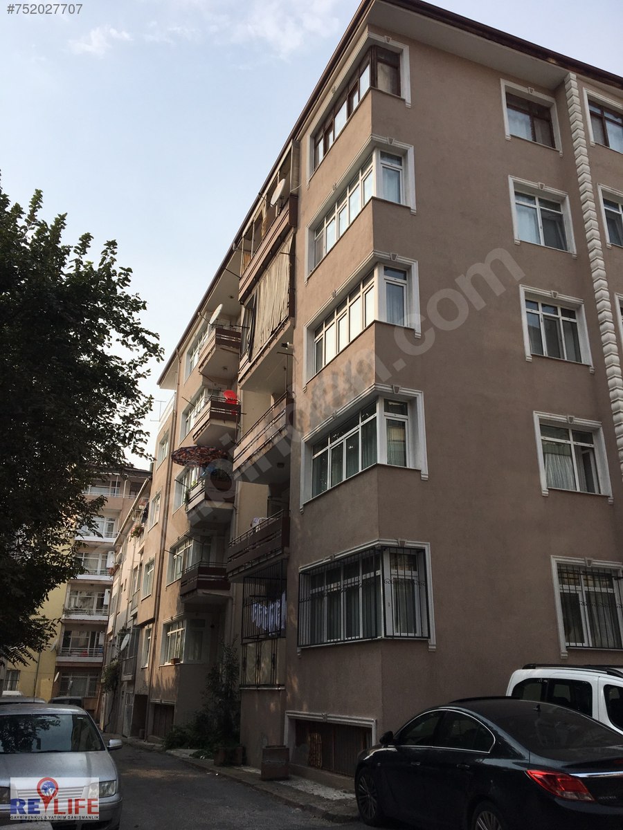 Kocaeli izmit çarşı içi heykelde 3+1 arakat daire Kiralık Daire