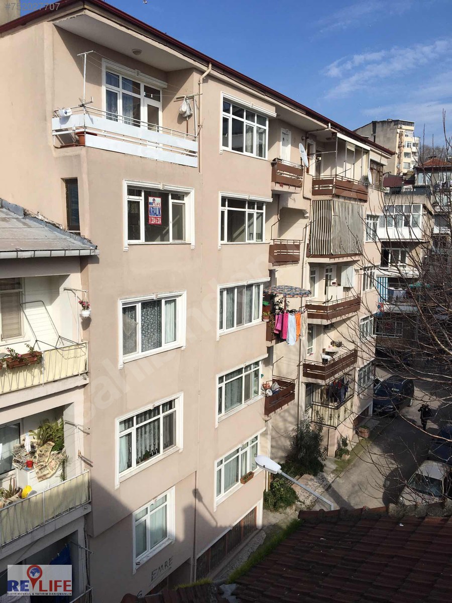 Kocaeli izmit çarşı içi heykelde 3+1 arakat daire Kiralık Daire