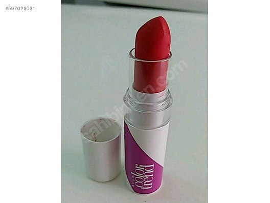 Avon Colortrend Classics Red Avon Ruj çeşitleri Sahibindencomda