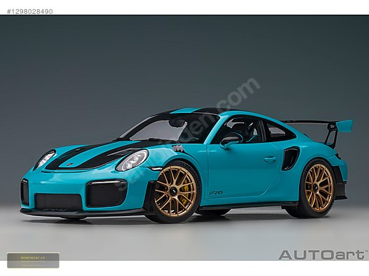 1/18 AUTOart Porsche 911 991.2 GT2 RS Weissach Package 78175 on
