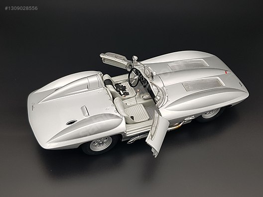 FIRSAT*** 1/18 Chevrolet Corvette Stingray Concept Car 1959 on