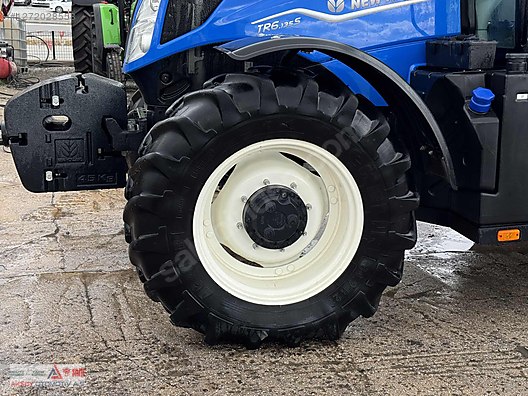 Machinery / Agricultural Machines / Tractors / New Holland / TR6.135S