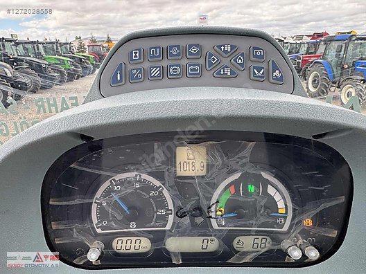 Machinery / Agricultural Machines / Tractors / New Holland / TR6.135S