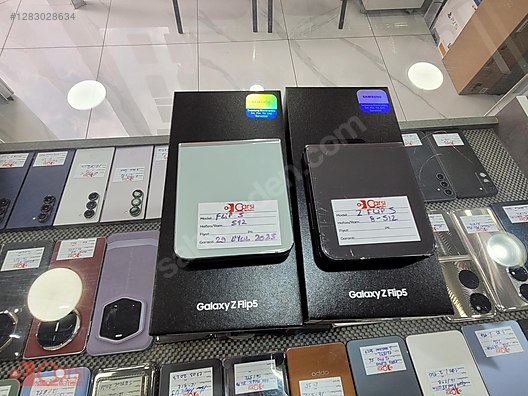 Used & Brand New Items / Cell Phones & Accessories / Cell Phones / Samsung / Galaxy Z Flip 5